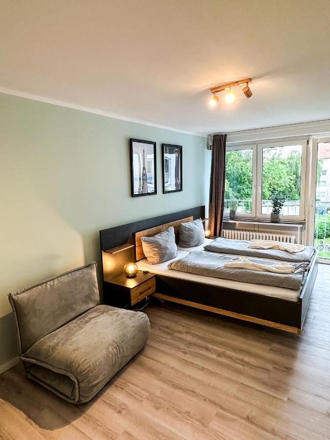Apartment Fuer 3 Gaeste Mit Kostenlosen Parkplaetzen Und Lift Hannover Exterior foto