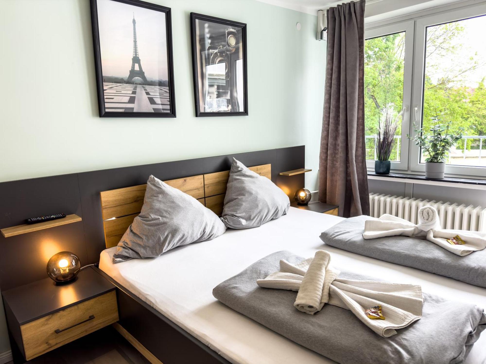 Apartment Fuer 3 Gaeste Mit Kostenlosen Parkplaetzen Und Lift Hannover Exterior foto