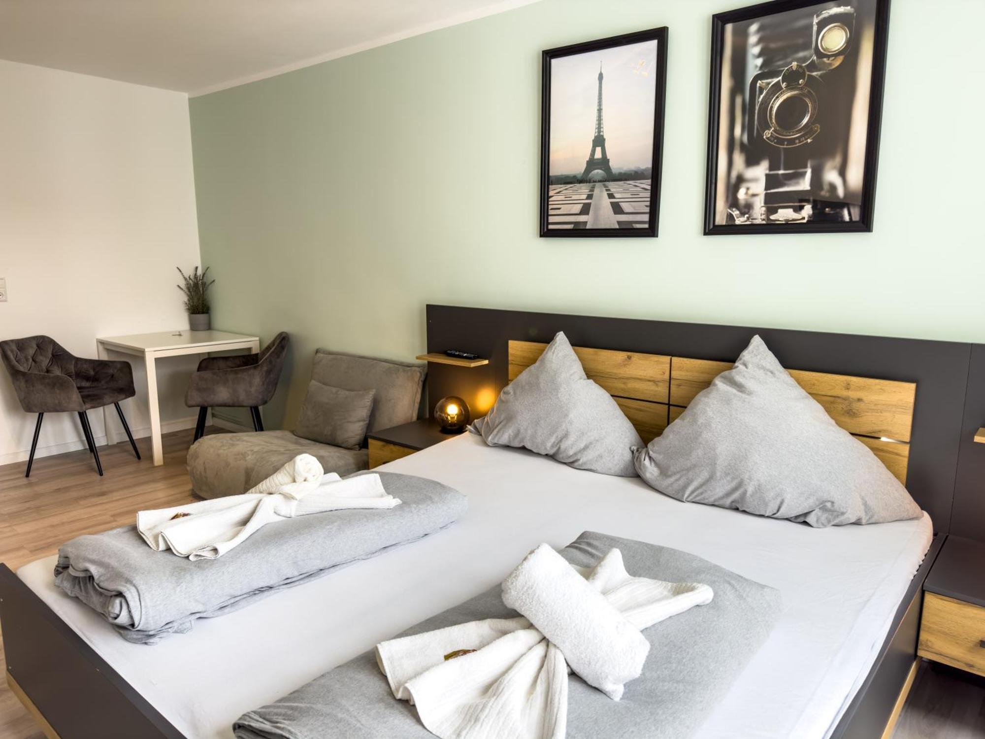 Apartment Fuer 3 Gaeste Mit Kostenlosen Parkplaetzen Und Lift Hannover Exterior foto