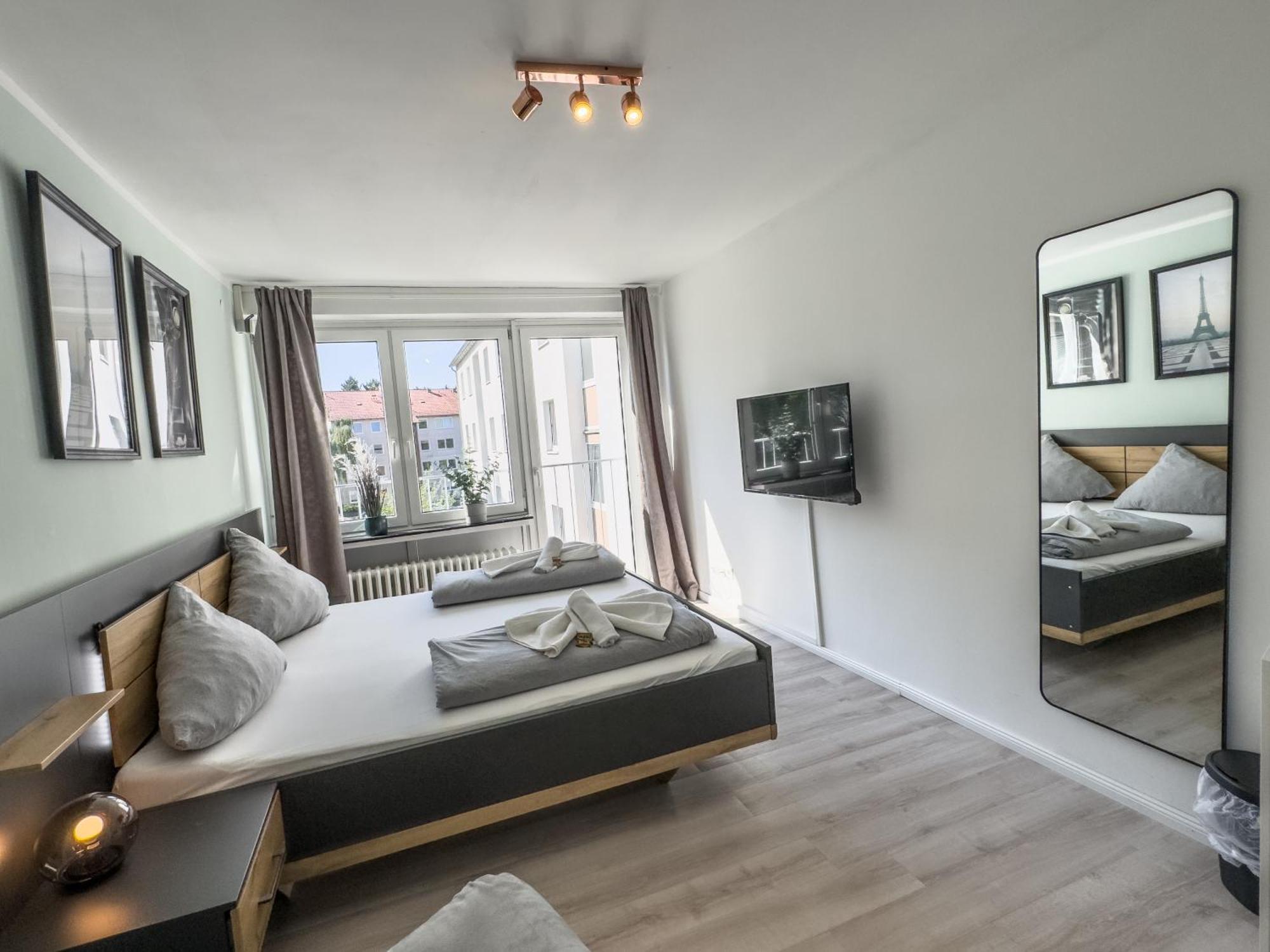 Apartment Fuer 3 Gaeste Mit Kostenlosen Parkplaetzen Und Lift Hannover Exterior foto